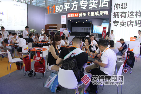 廣州建博會(huì)：集成灶企業(yè)謀求長(zhǎng)遠(yuǎn)發(fā)展的重要窗(圖1)